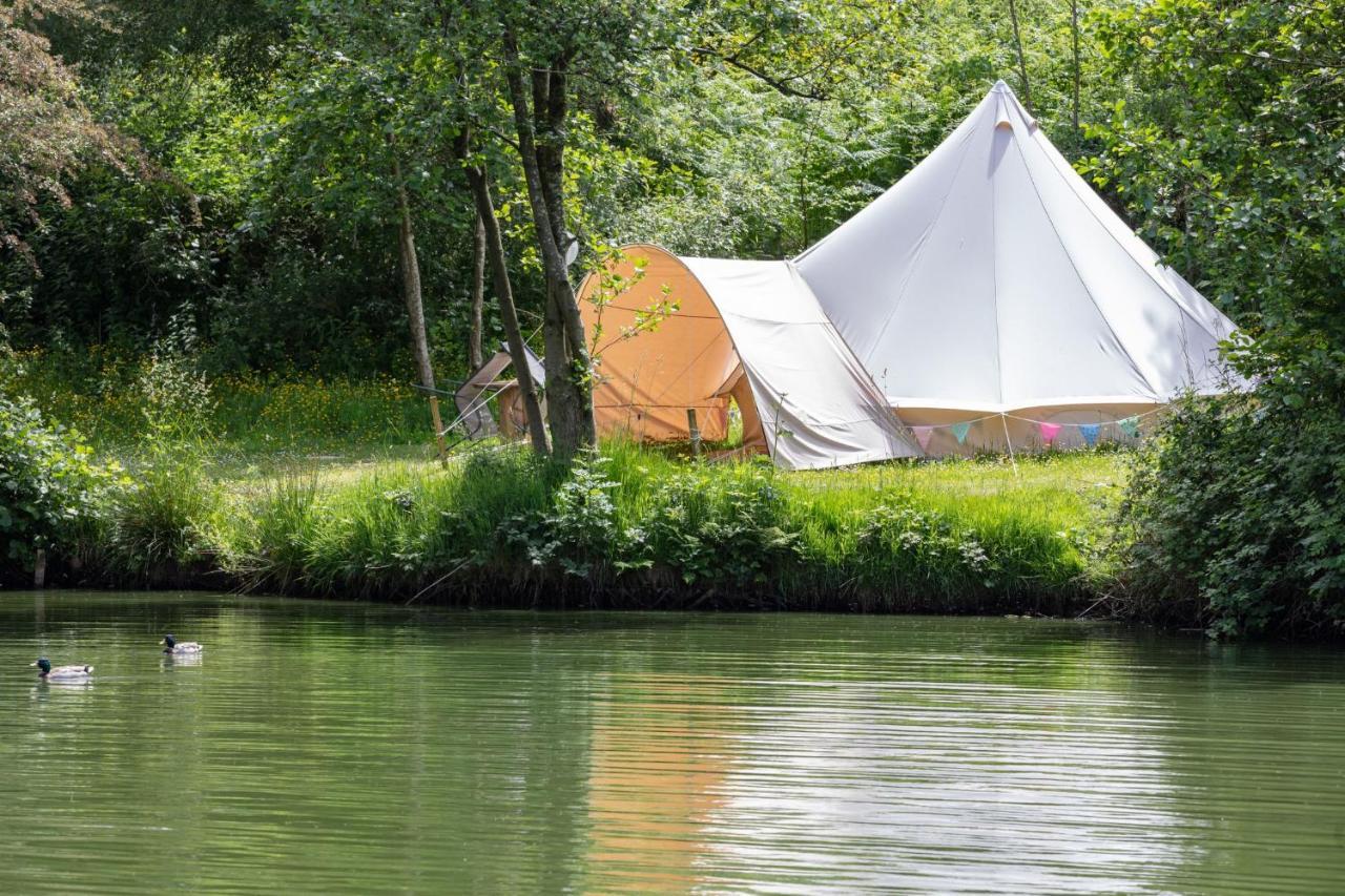 Hotel Lloyds Meadow Glamping Chester Exterior foto